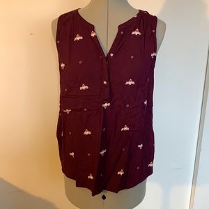 Purple flowy tank top blouse bee print S / M